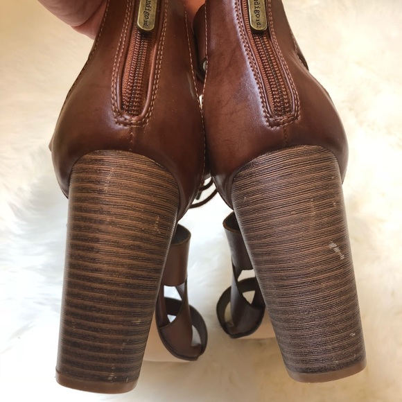 Brown chunky heel sandals - Picture 3 of 6